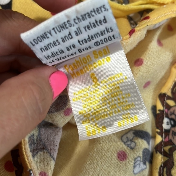 Looney Tunes Kid Hospital Gown Size Small - Picture 5 of 5